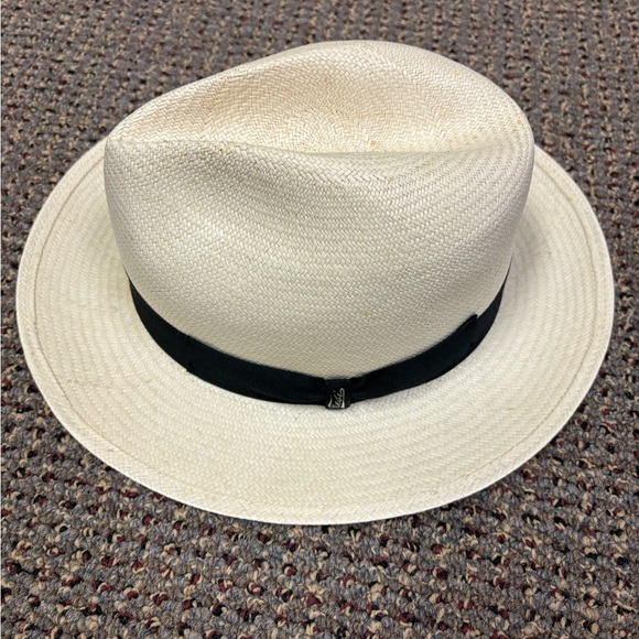 Tesi straw Fedora with Black Band - Picture 3 of 10